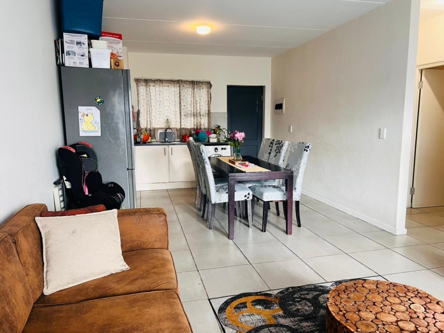 2 Bedroom Property for Sale in Parklands Western Cape